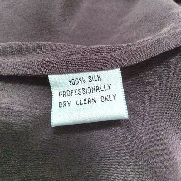 Chaus Petite Silk Women Soft Blouse Short sleeves Size P Brown Lightweight - Picture 5 of 8